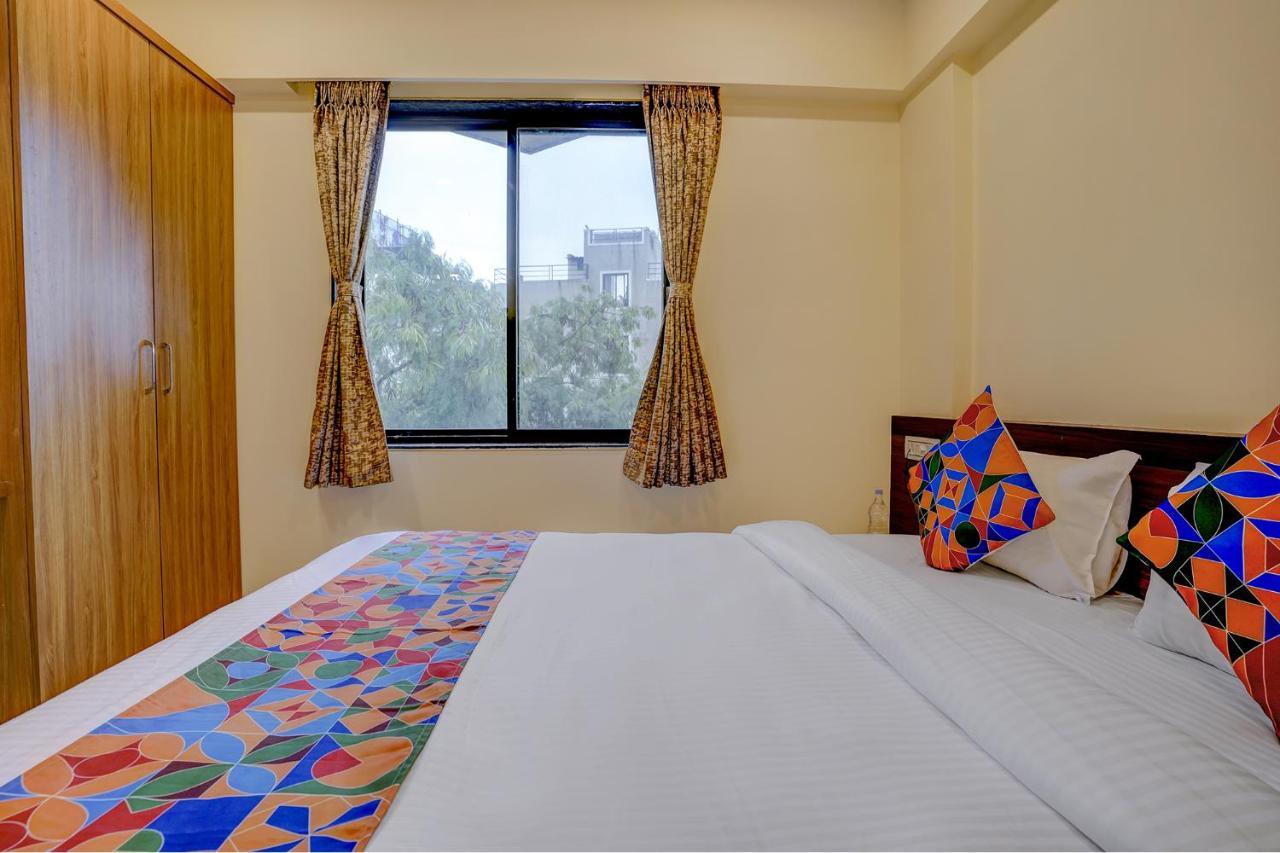 Fabhotel Crystal Homes - Nr Rajaram Bhiku Stadium Pune Extérieur photo